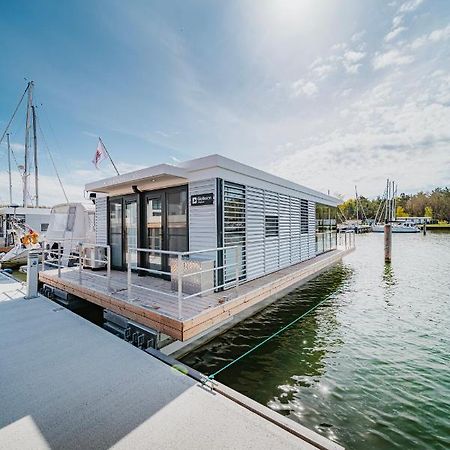 Schwimmendes Ferienhaus "Trinity" Ihr Seahome Auf Der Ostsee Peenemunde Exterior foto